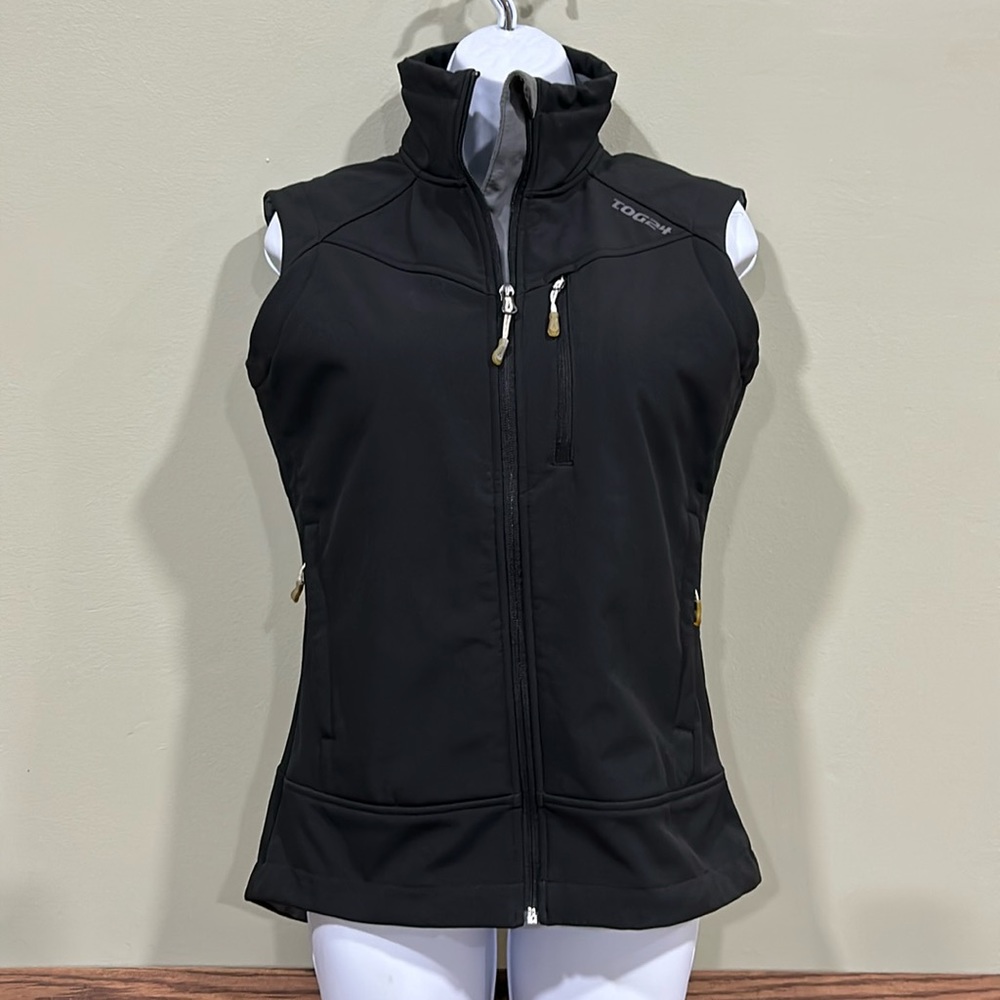 Women’s TOG24 Active Series Black Vest Size 4-6
